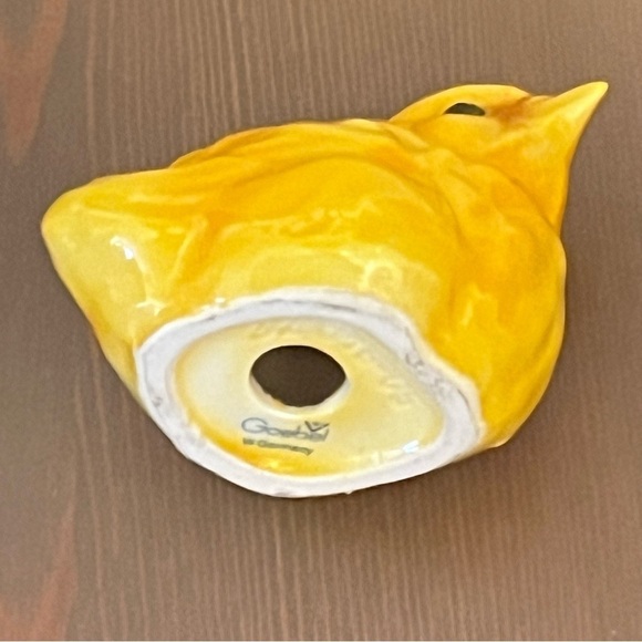 2 Vintage Goebel Porcelain Birds W Germany Blue Jay CV74 Yellow Chick 32 016-05 - Picture 12 of 14